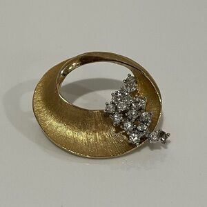 Vintage Attwood and Sawyer brooch